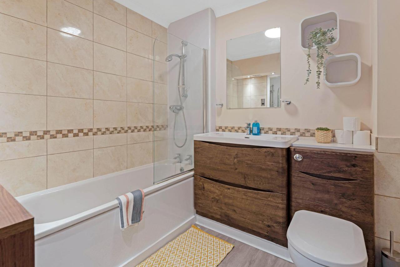 Elegant & Unique Getaway - Spacious 3 Bedroom, 2 Bathroom City Centre Apartment - Free Allocated Parking. Эдинбург Экстерьер фото