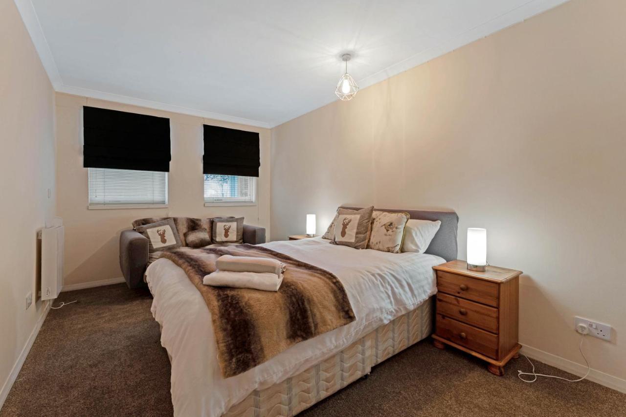 Elegant & Unique Getaway - Spacious 3 Bedroom, 2 Bathroom City Centre Apartment - Free Allocated Parking. Эдинбург Экстерьер фото