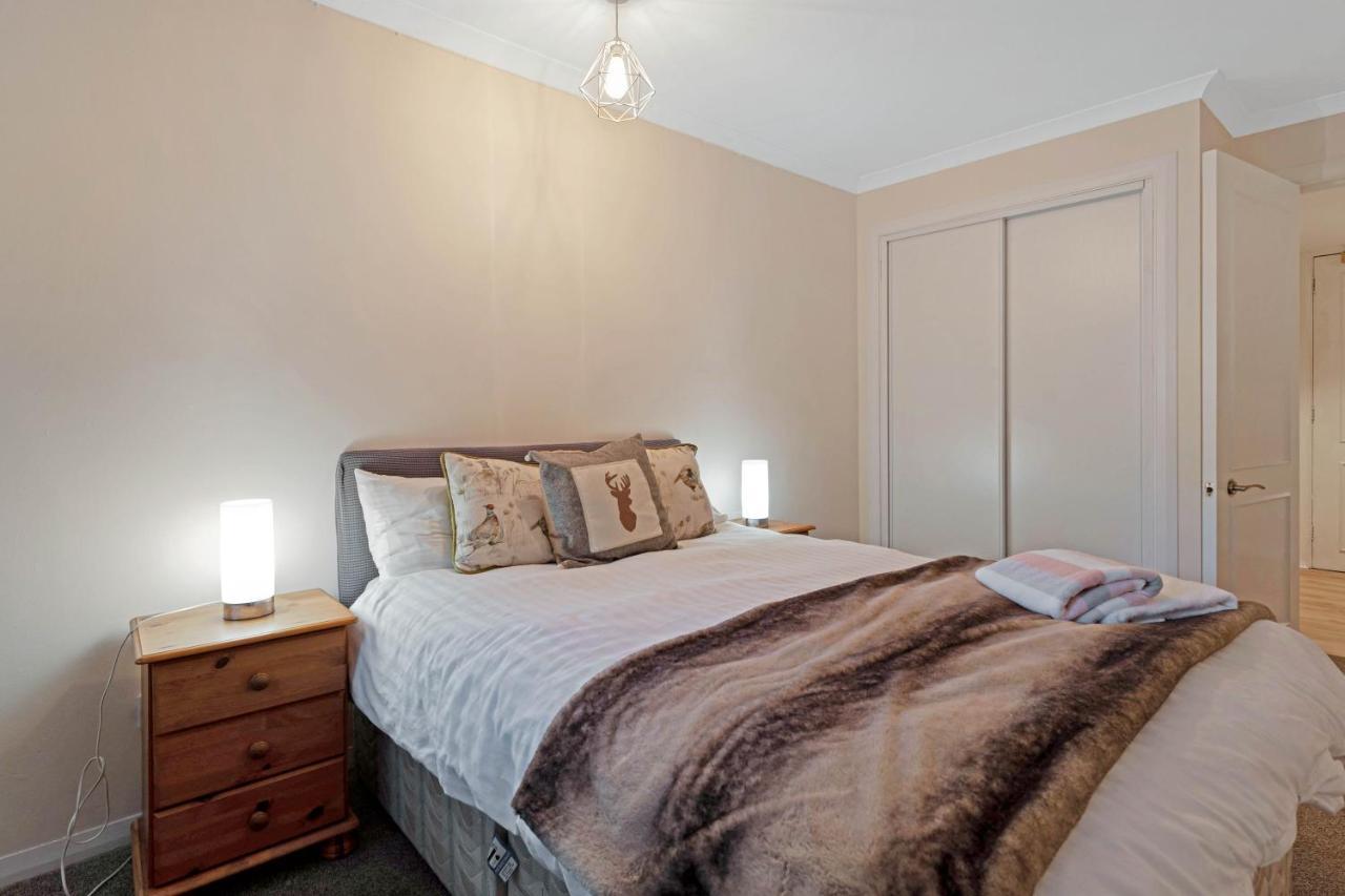 Elegant & Unique Getaway - Spacious 3 Bedroom, 2 Bathroom City Centre Apartment - Free Allocated Parking. Эдинбург Экстерьер фото